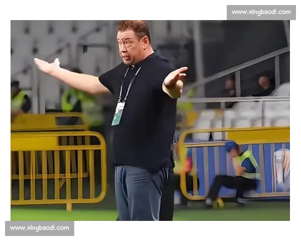 斯卢茨基直指申花失常根源：压力压垮争冠之心